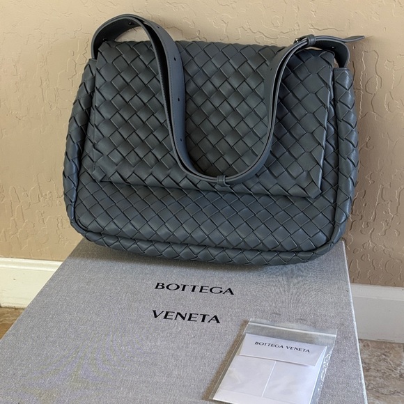 Gray Woven Leather Shoulder or crossbody Bag best offers - Picture 1 of 7